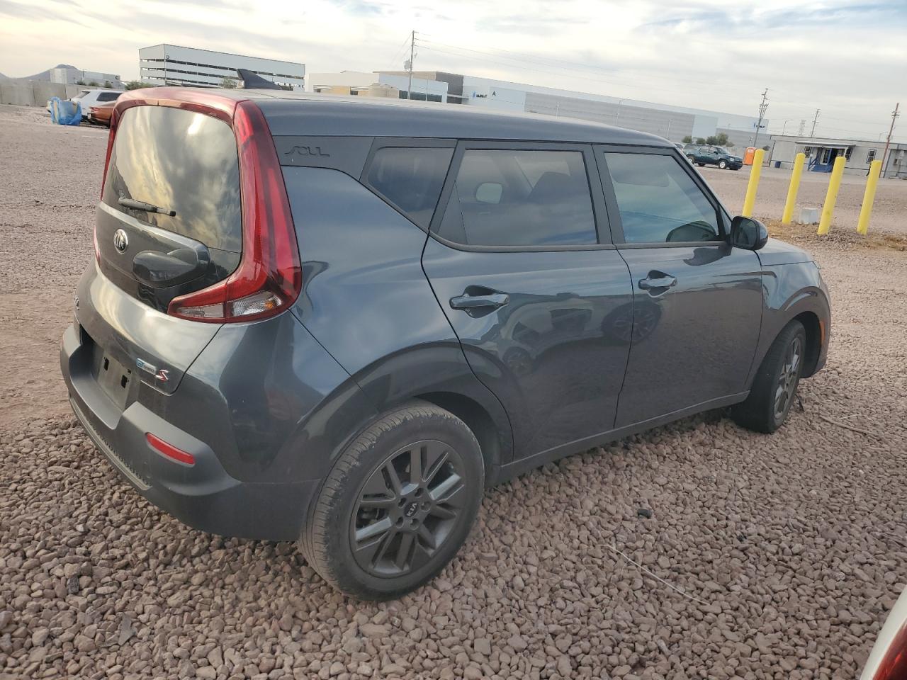 2021 Kia Soul - Image 3