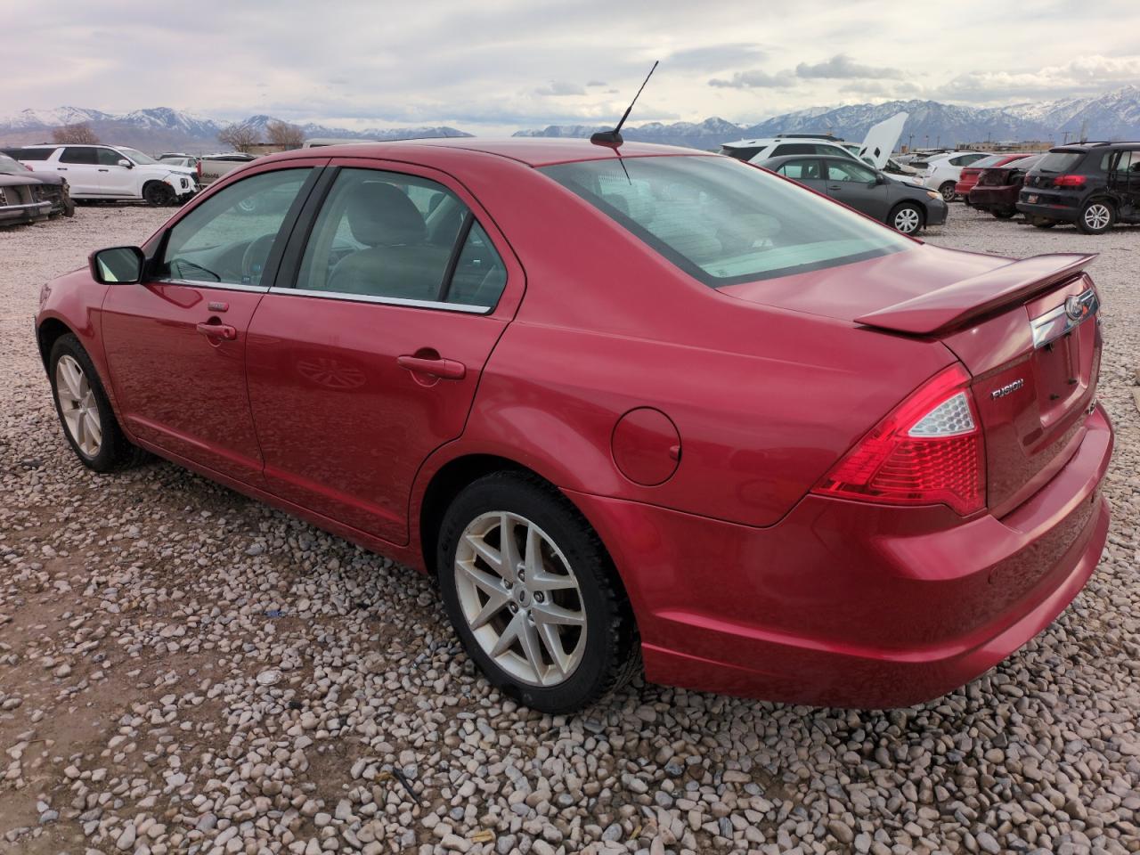 2010 Ford Fusion - Image 2