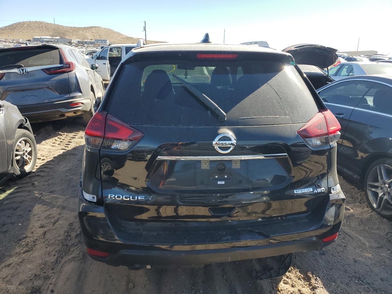 2020 Nissan Rogue - Image 6