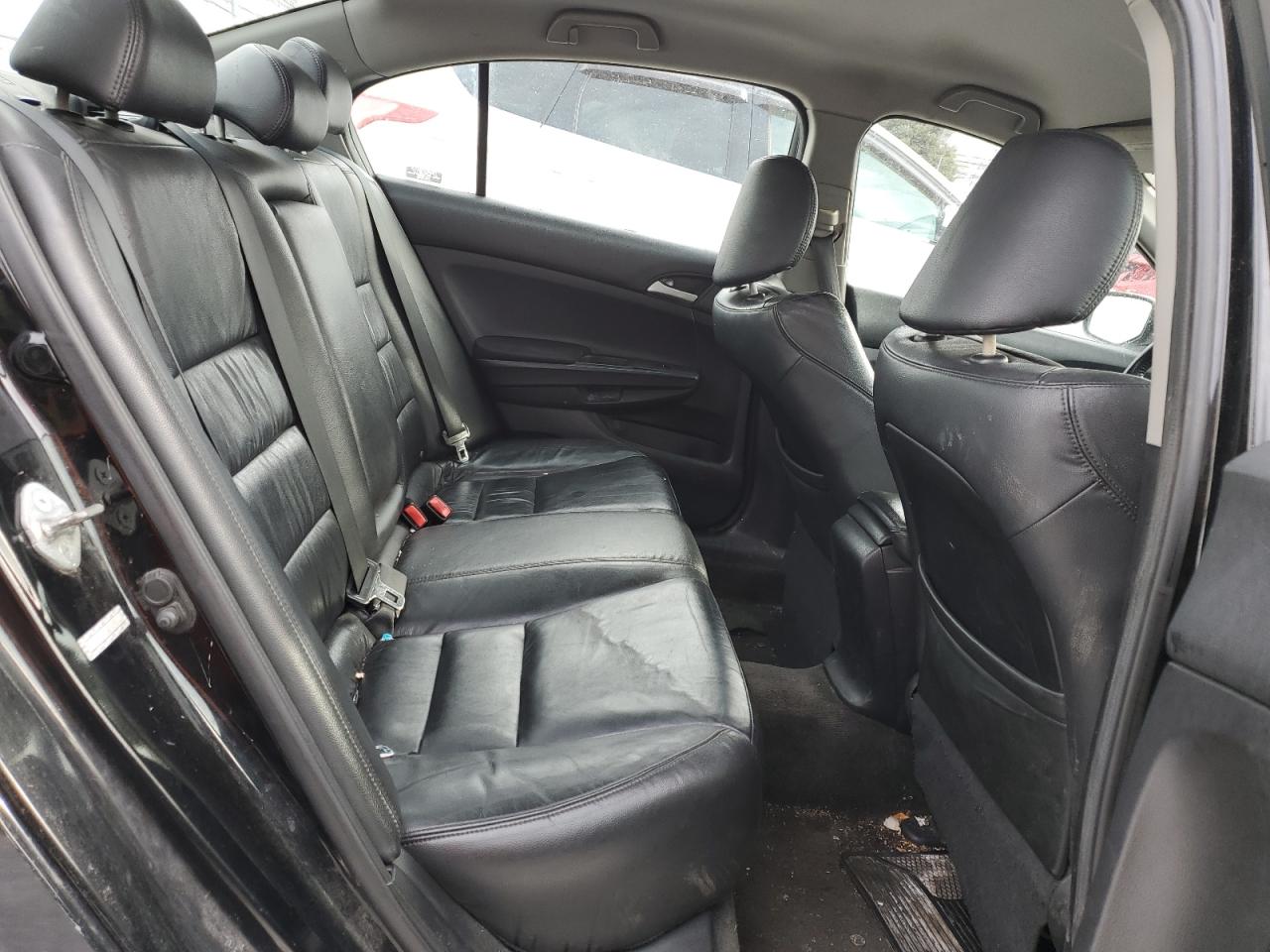 2011 Honda Accord - Image 10