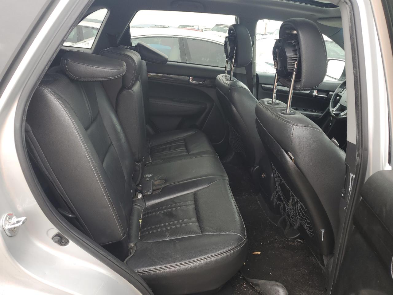2013 Kia Sorento - Image 11