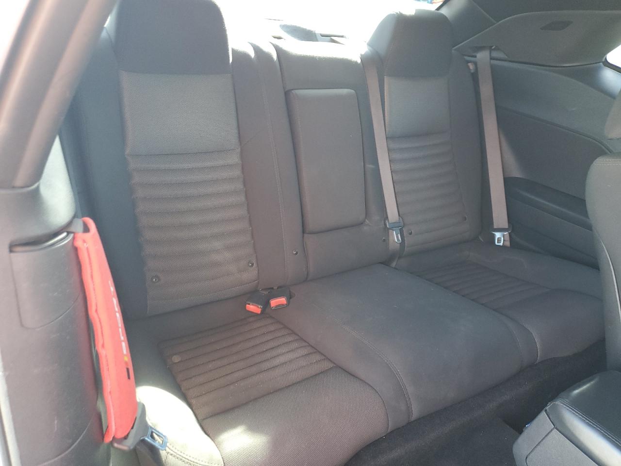 2013 Dodge Challenger - Image 10