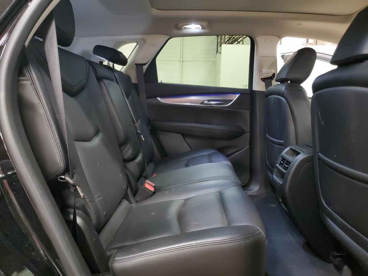 2017 Cadillac XT5 - Image 11