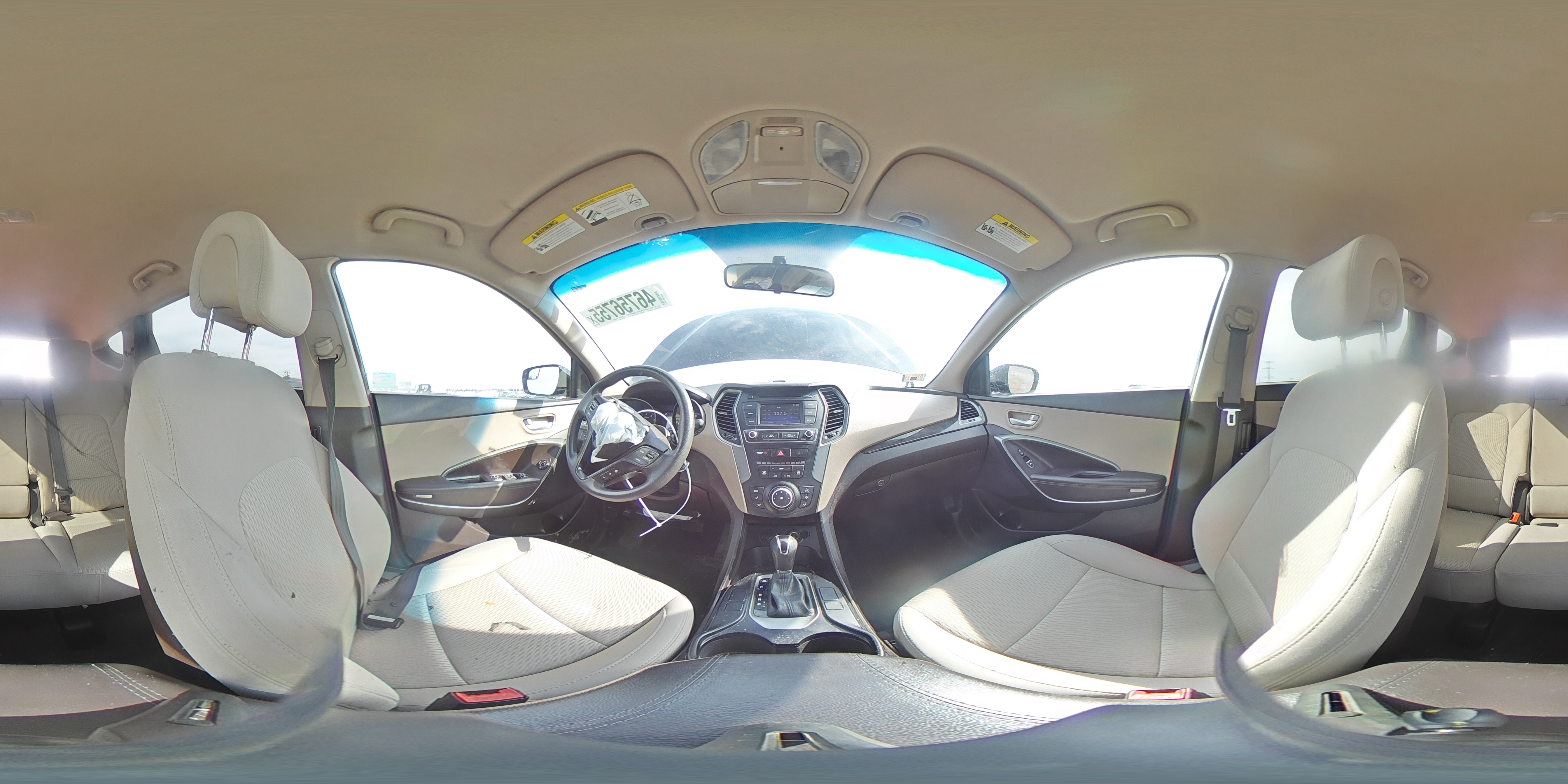 2017 Hyundai Santa Fe - Image 13
