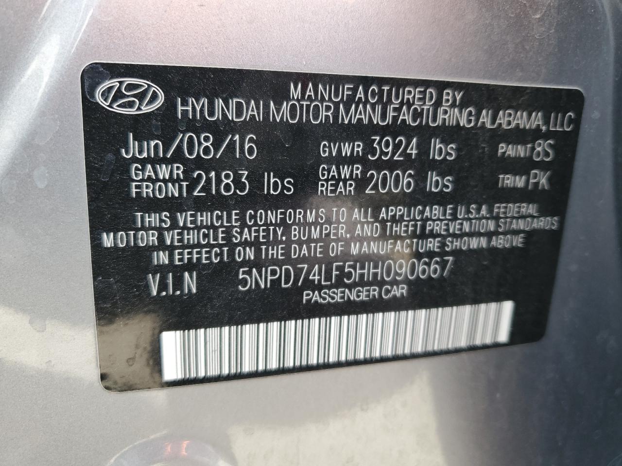 2017 Hyundai Elantra - Image 12