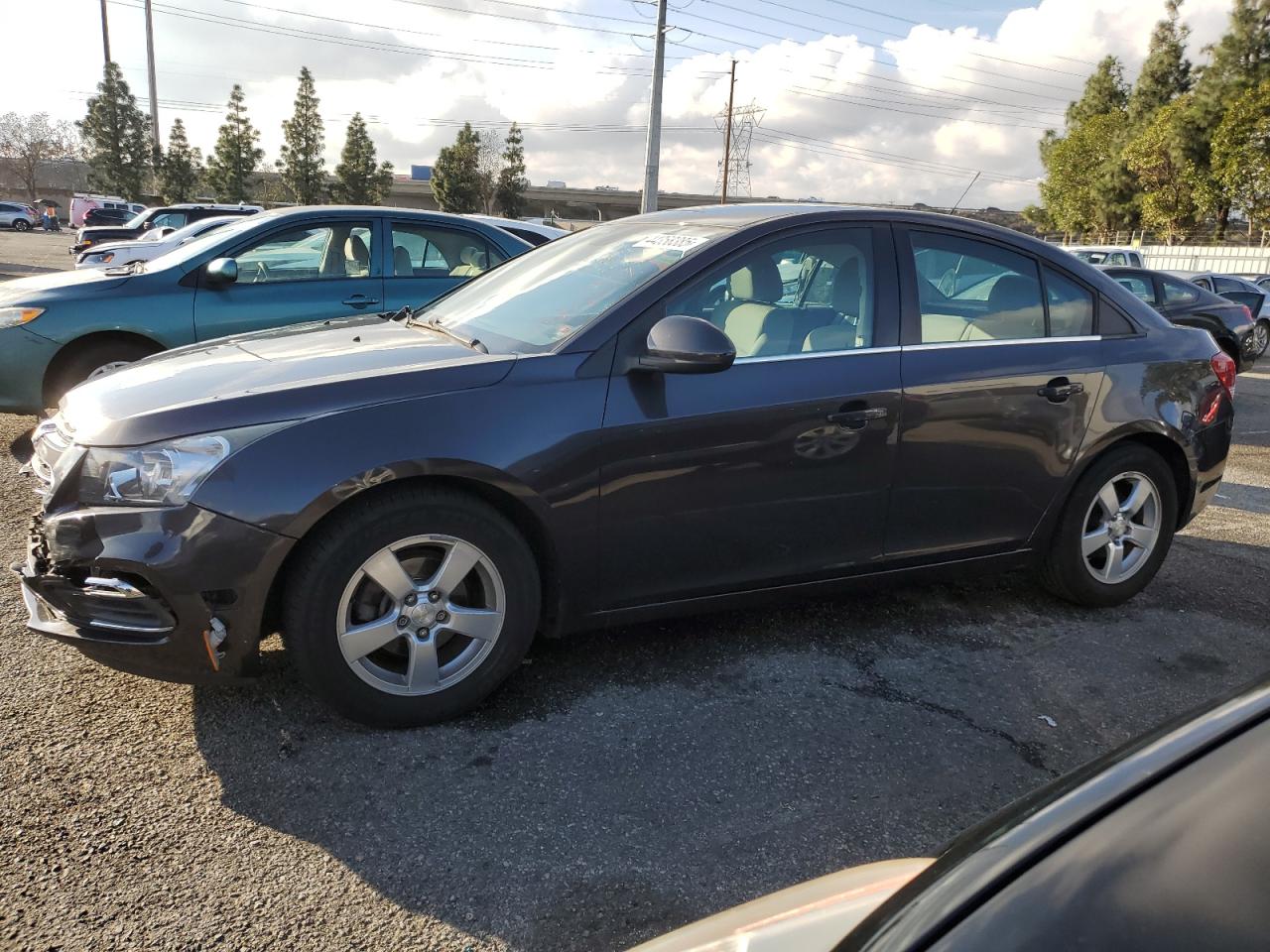 2016 Chevrolet Cruze - Image 1