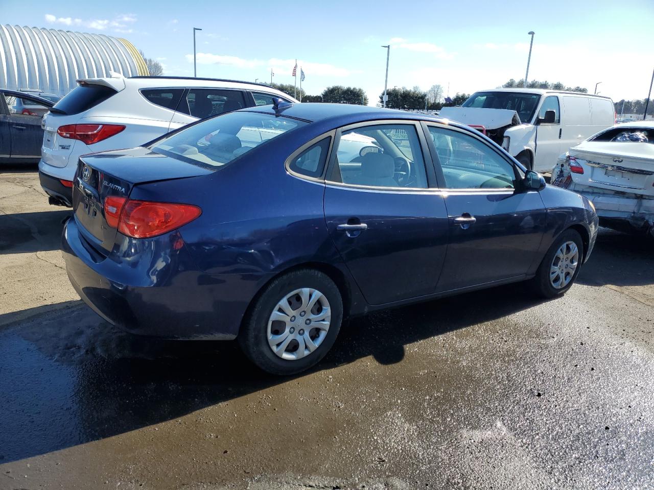 2009 Hyundai Elantra - Image 3