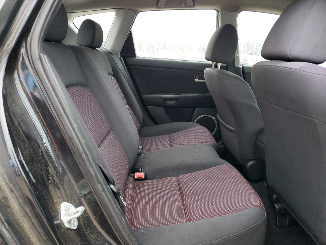 2005 Mazda 3 - Image 11