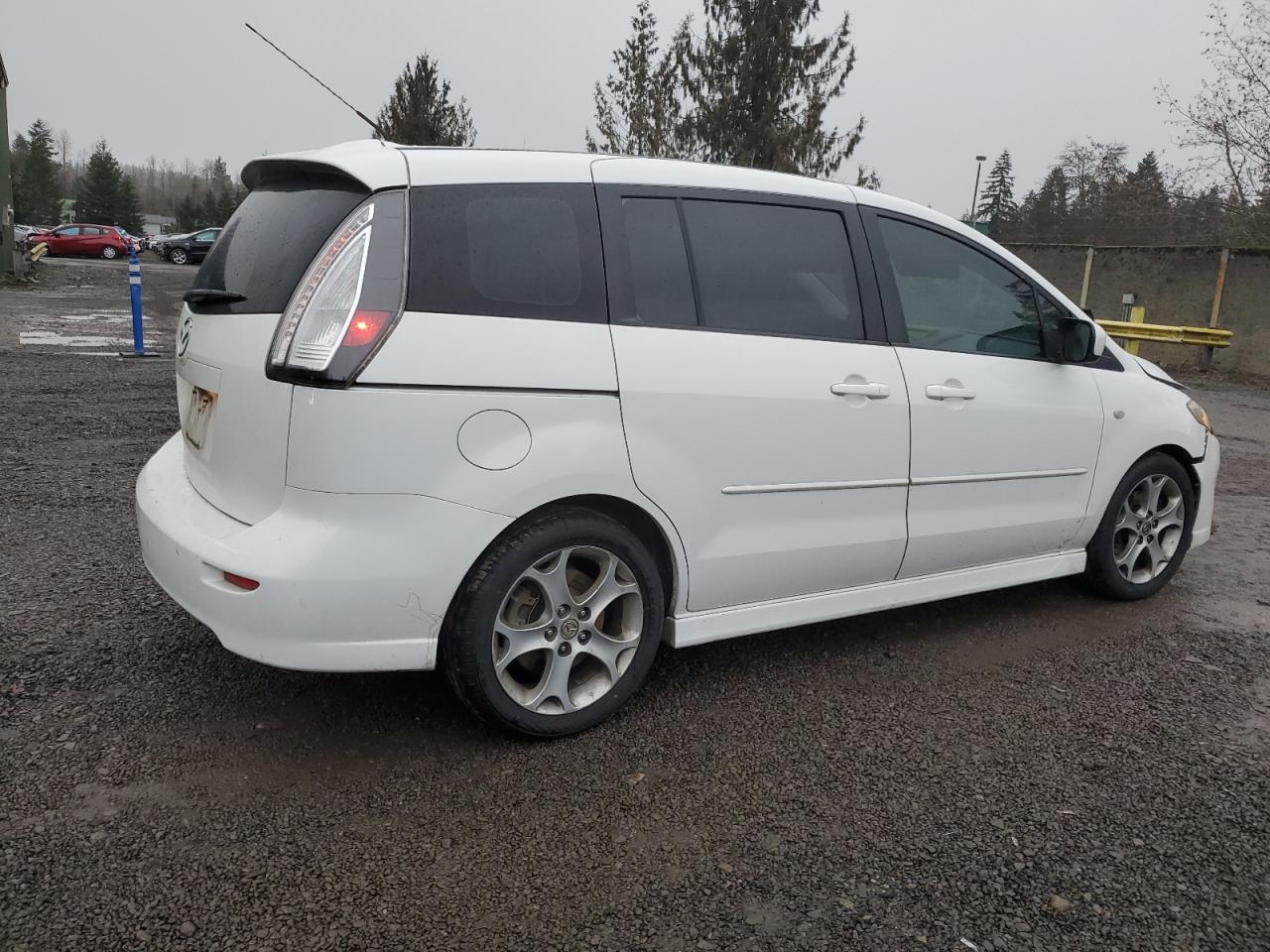 2009 Mazda 5 - Image 3