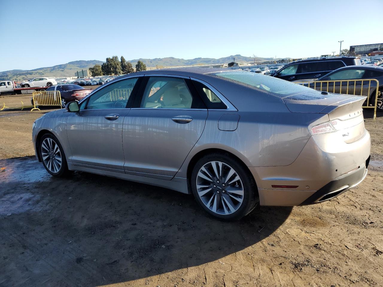2020 Lincoln MKZ - Image 2