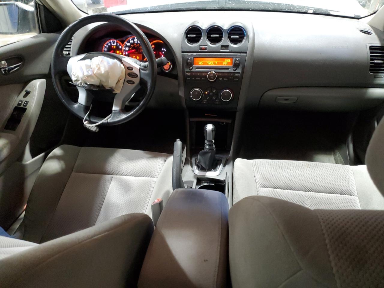 2008 Nissan Altima - Image 8