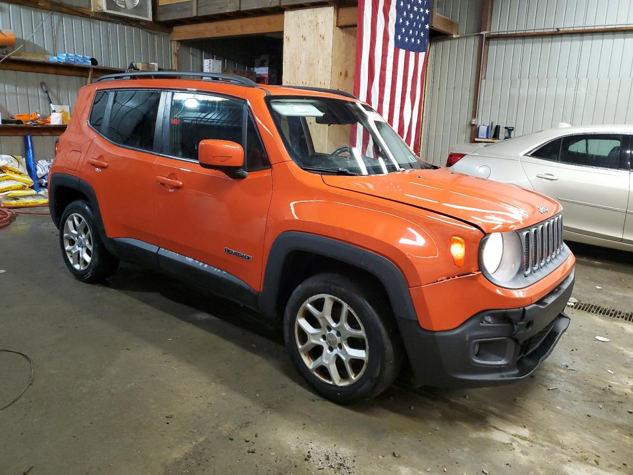 2015 Jeep Renegade - Image 4