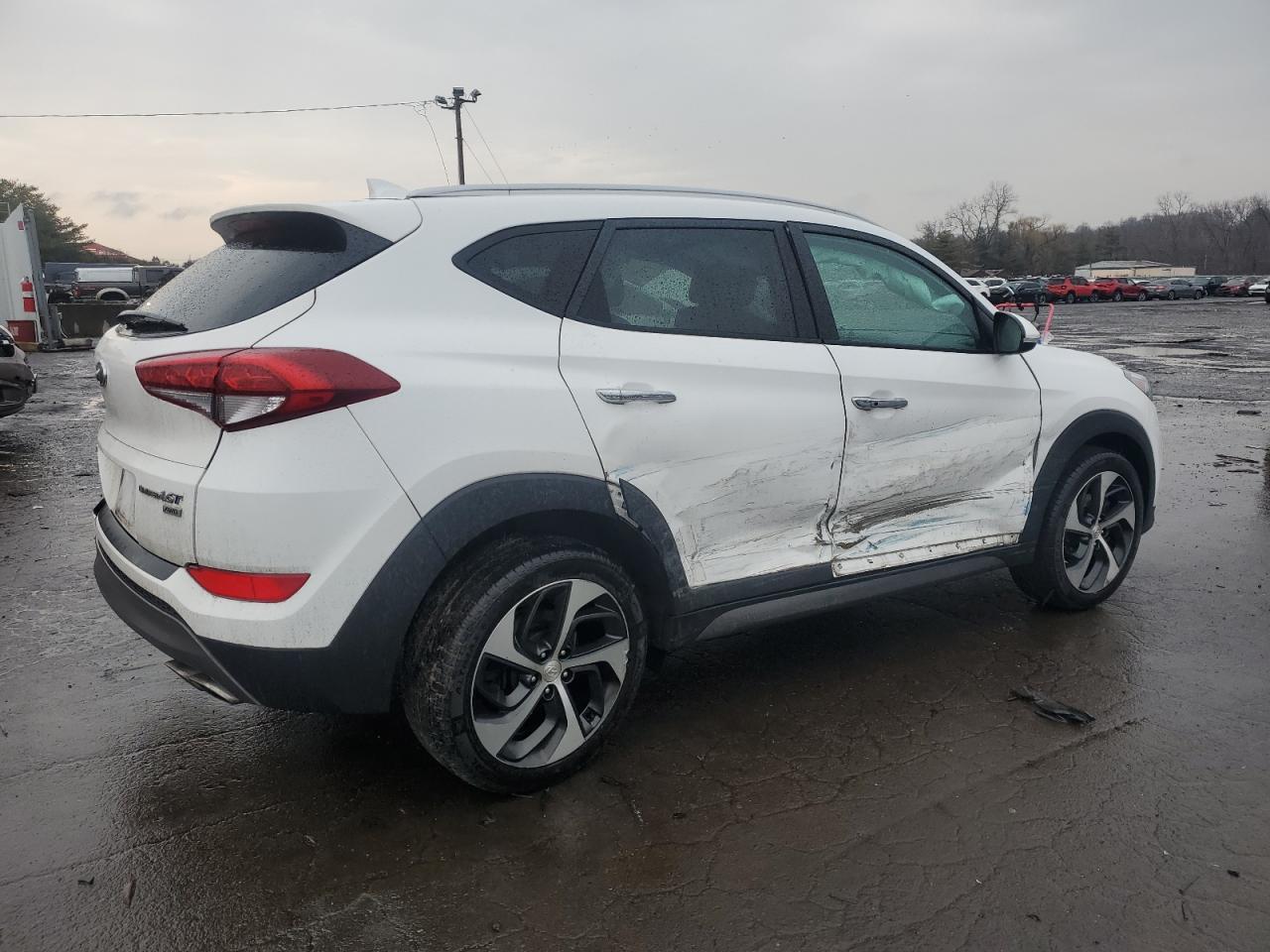 2016 Hyundai Tucson - Image 3
