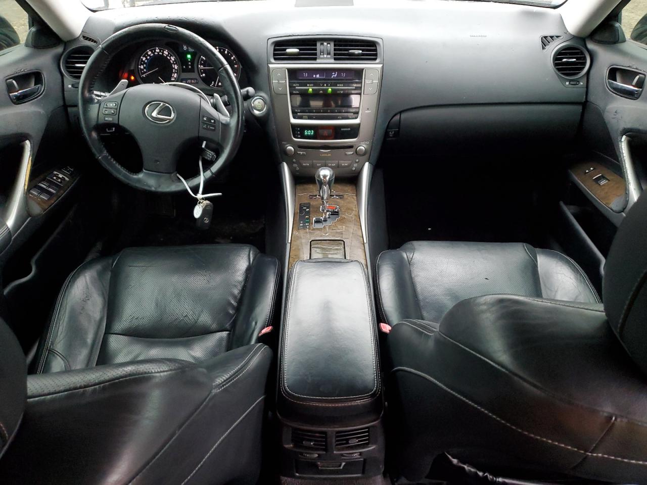 2010 Lexus IS - Image 8