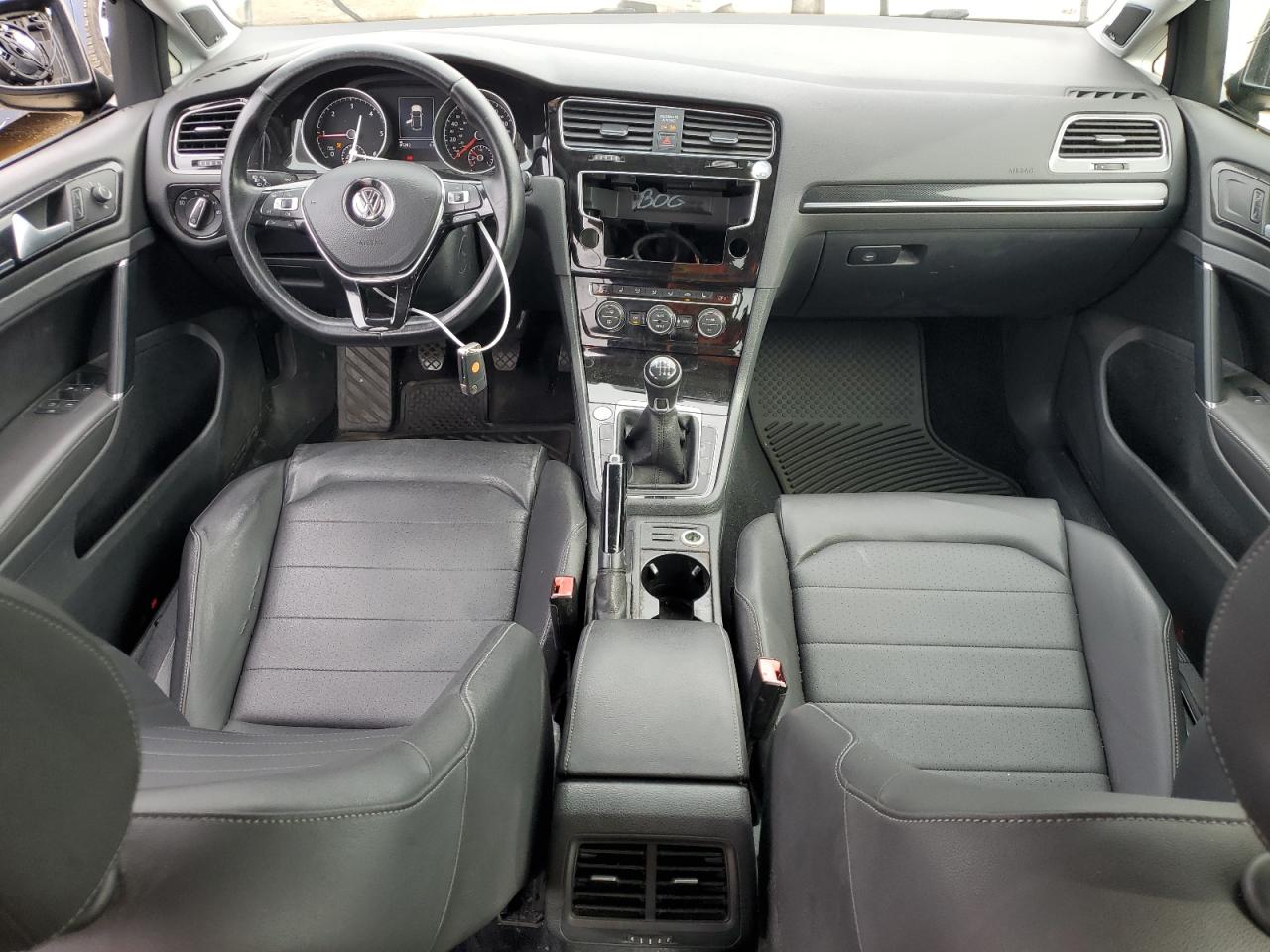 2015 Volkswagen Golf - Image 8