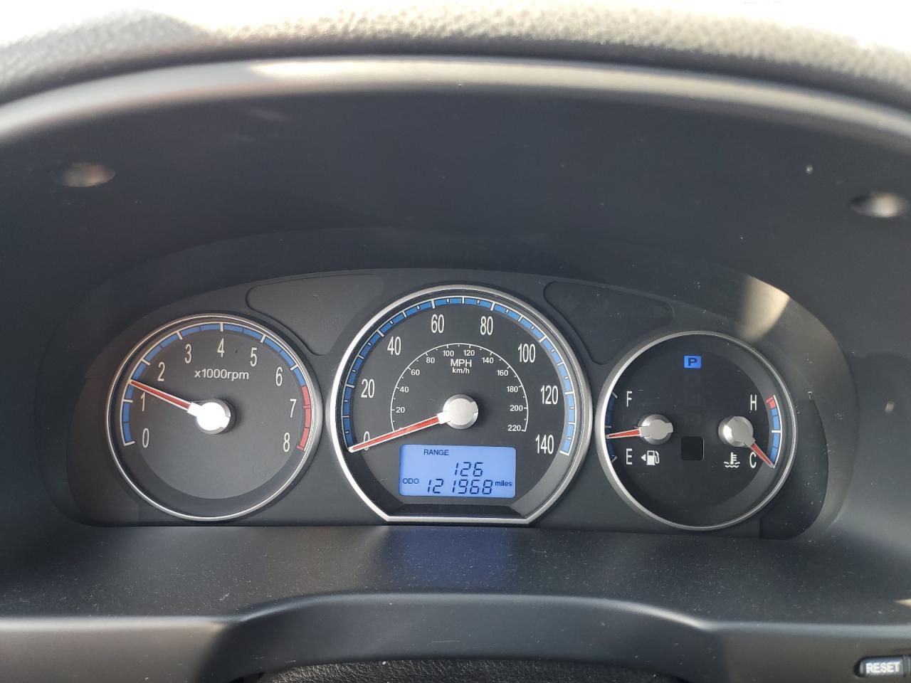 2009 Hyundai Santa Fe - Image 9