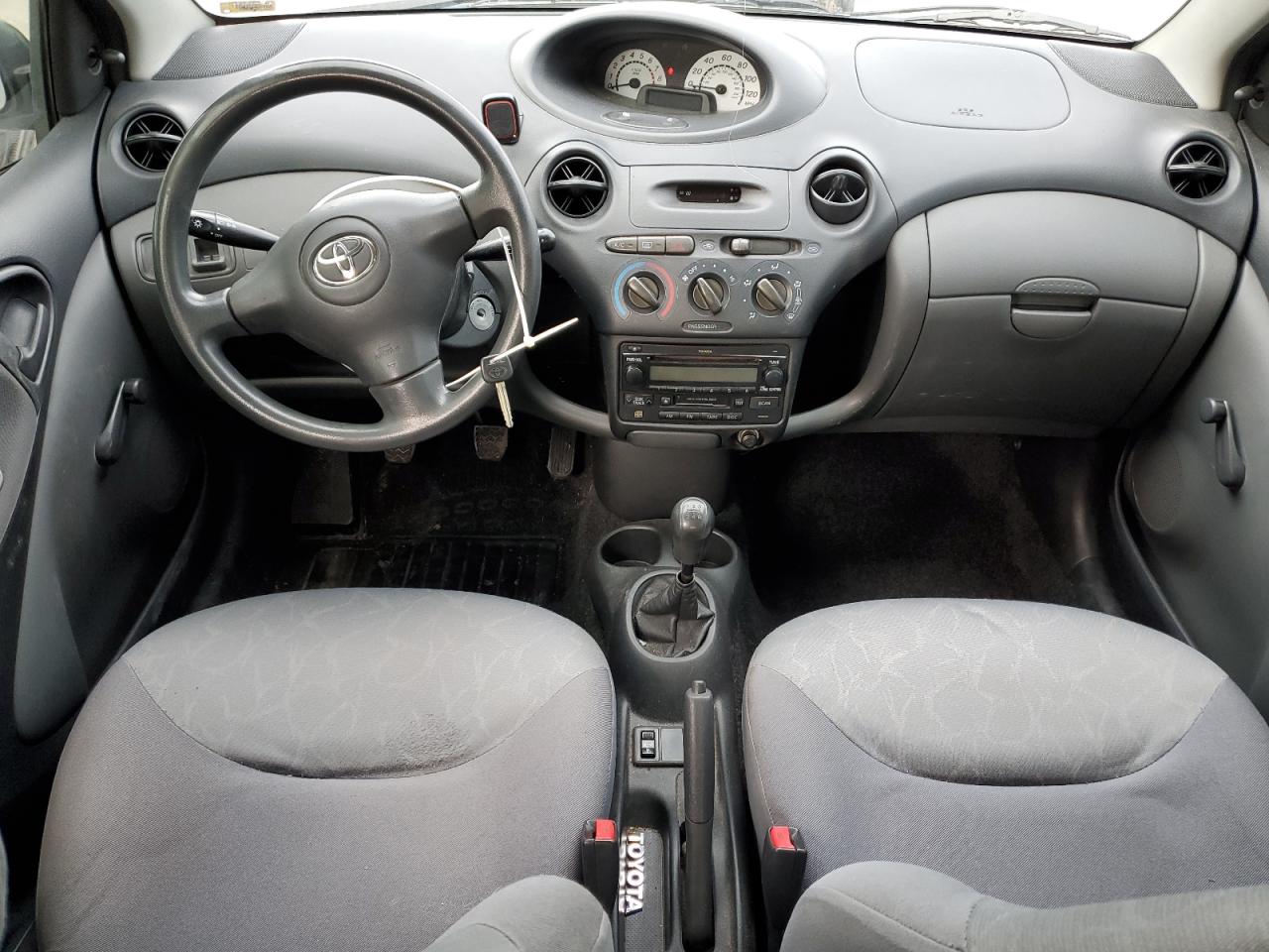 2003 Toyota Echo - Image 8