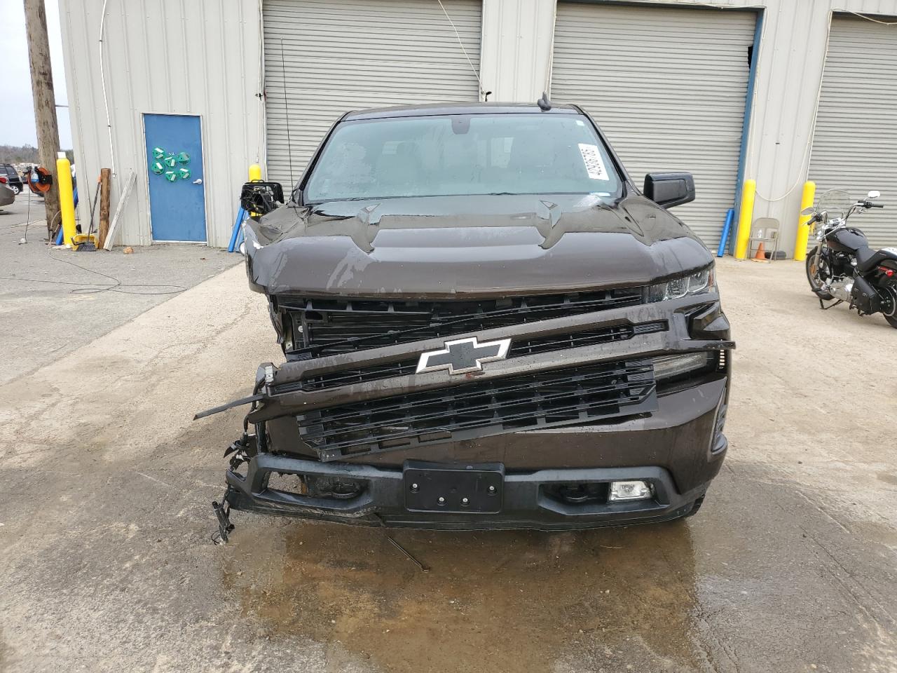 2019 Chevrolet Silverado - Image 5