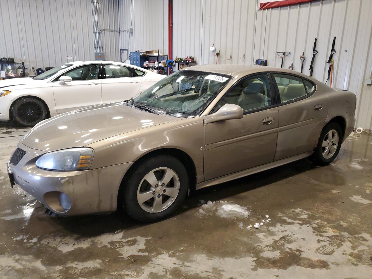 2007 Pontiac Grand Prix - Image 1