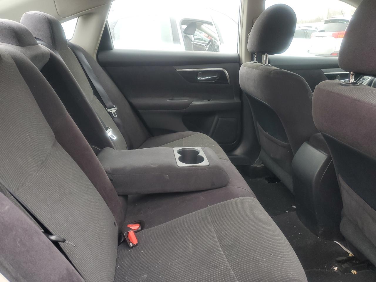 2013 Nissan Altima - Image 10