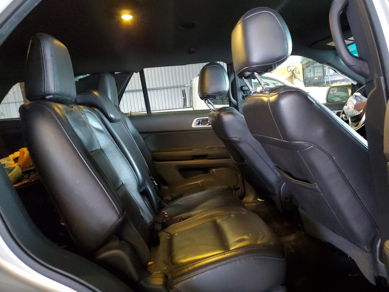 2014 Ford Explorer - Image 11