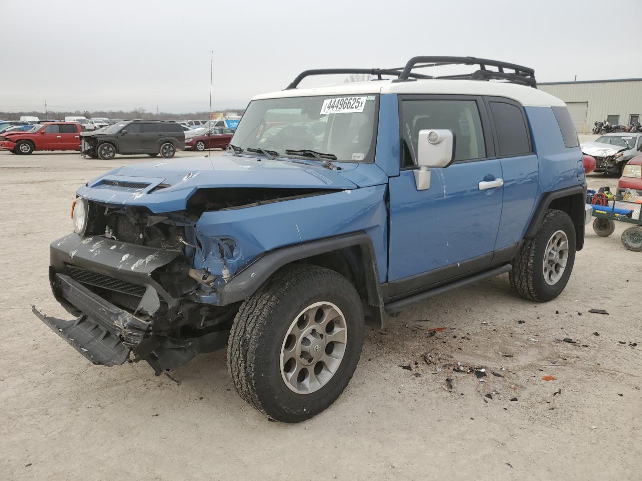 2013 Toyota FJ Cruiser - Image 1