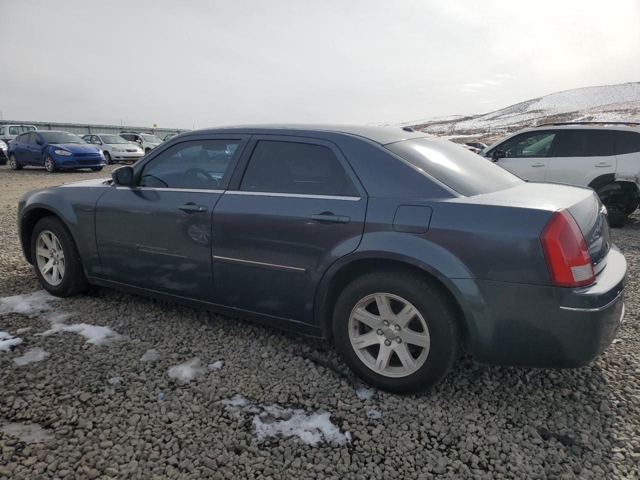2007 Chrysler 300 - Image 2