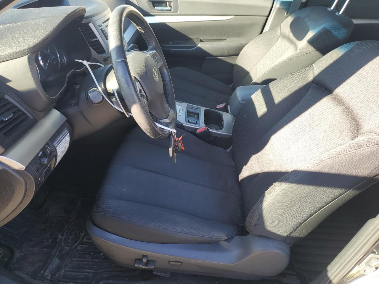 2012 Subaru Outback - Image 7