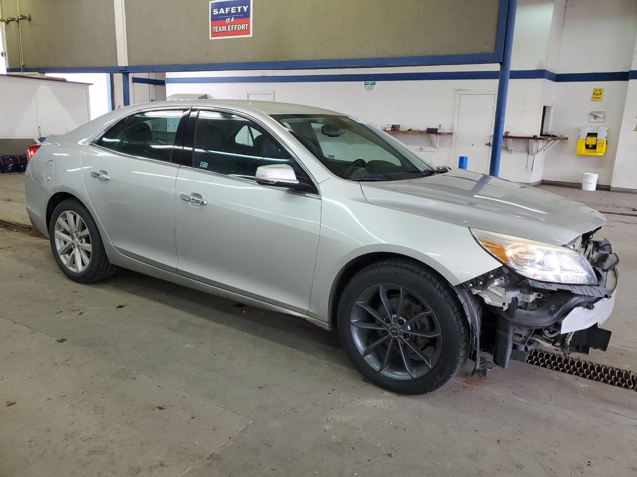 2013 Chevrolet Malibu - Image 4