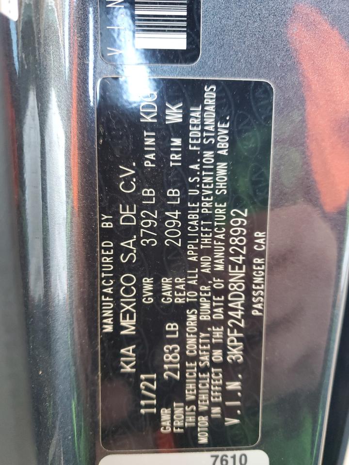 2022 Kia Forte - Image 12