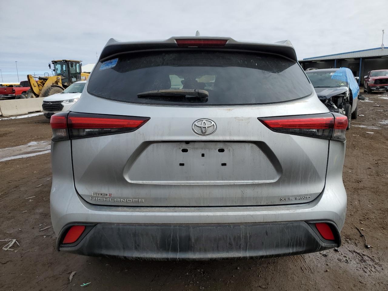 2021 Toyota Highlander - Image 6