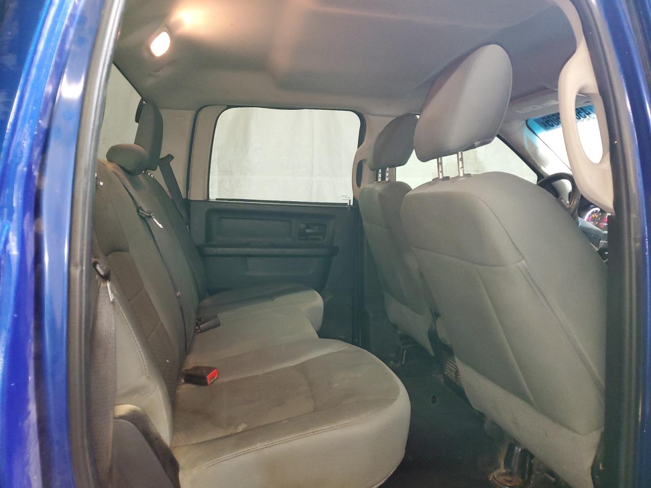 2014 RAM 1500 - Image 10
