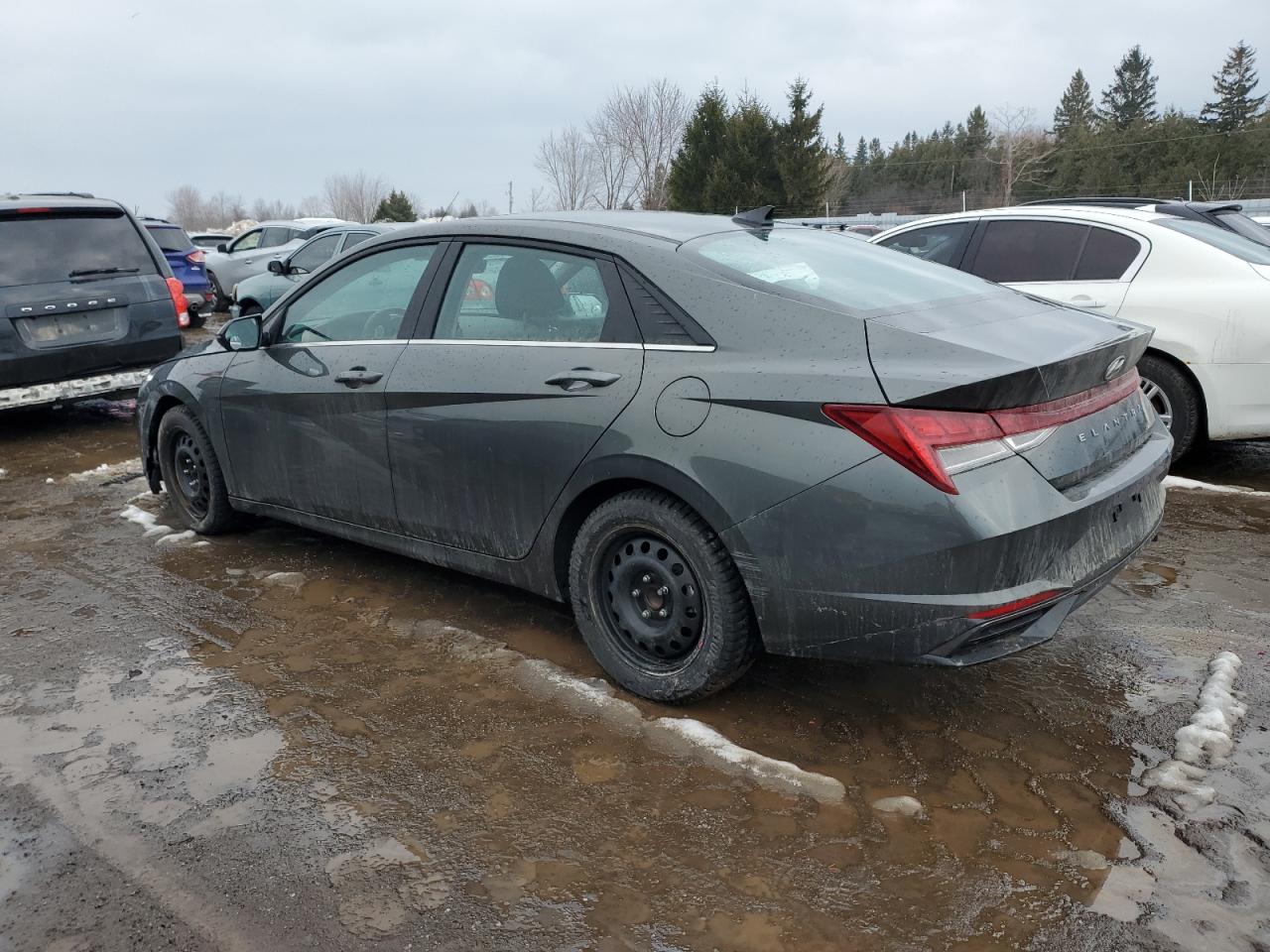 2023 Hyundai Elantra - Image 2