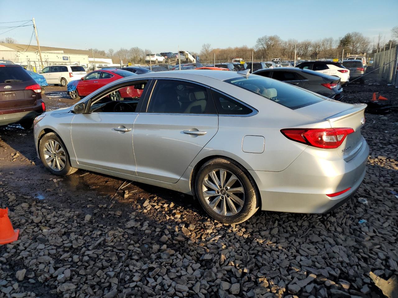 2017 Hyundai Sonata - Image 2