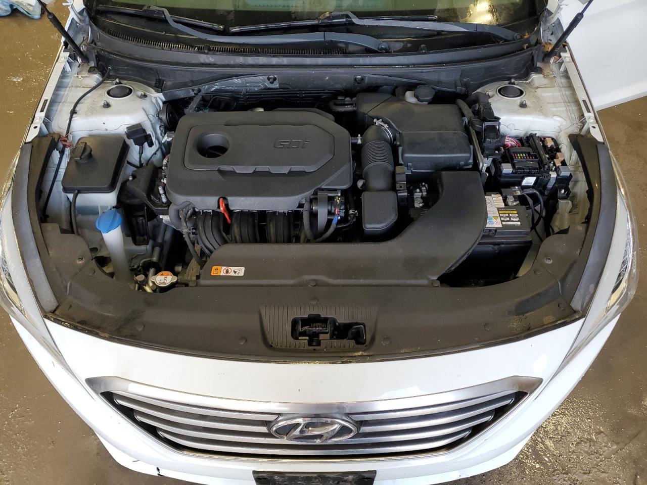 2017 Hyundai Sonata - Image 11