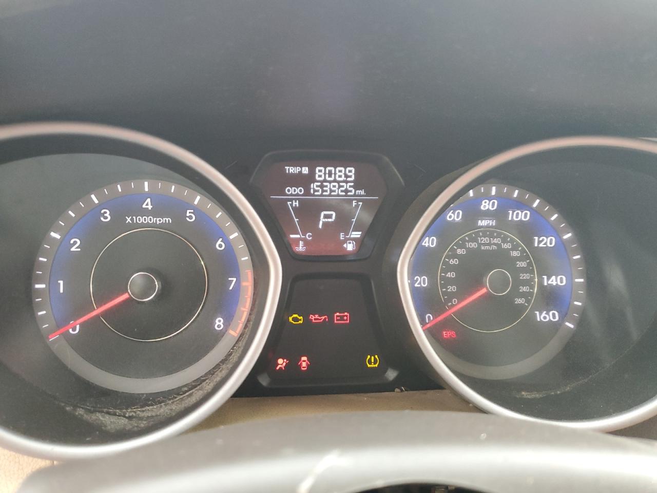 2013 Hyundai Elantra - Image 9