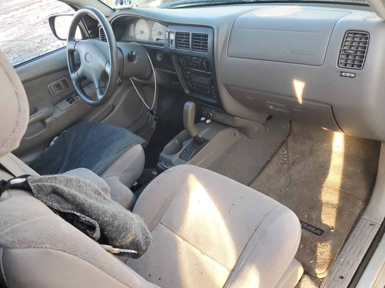 2003 Toyota Tacoma - Image 8
