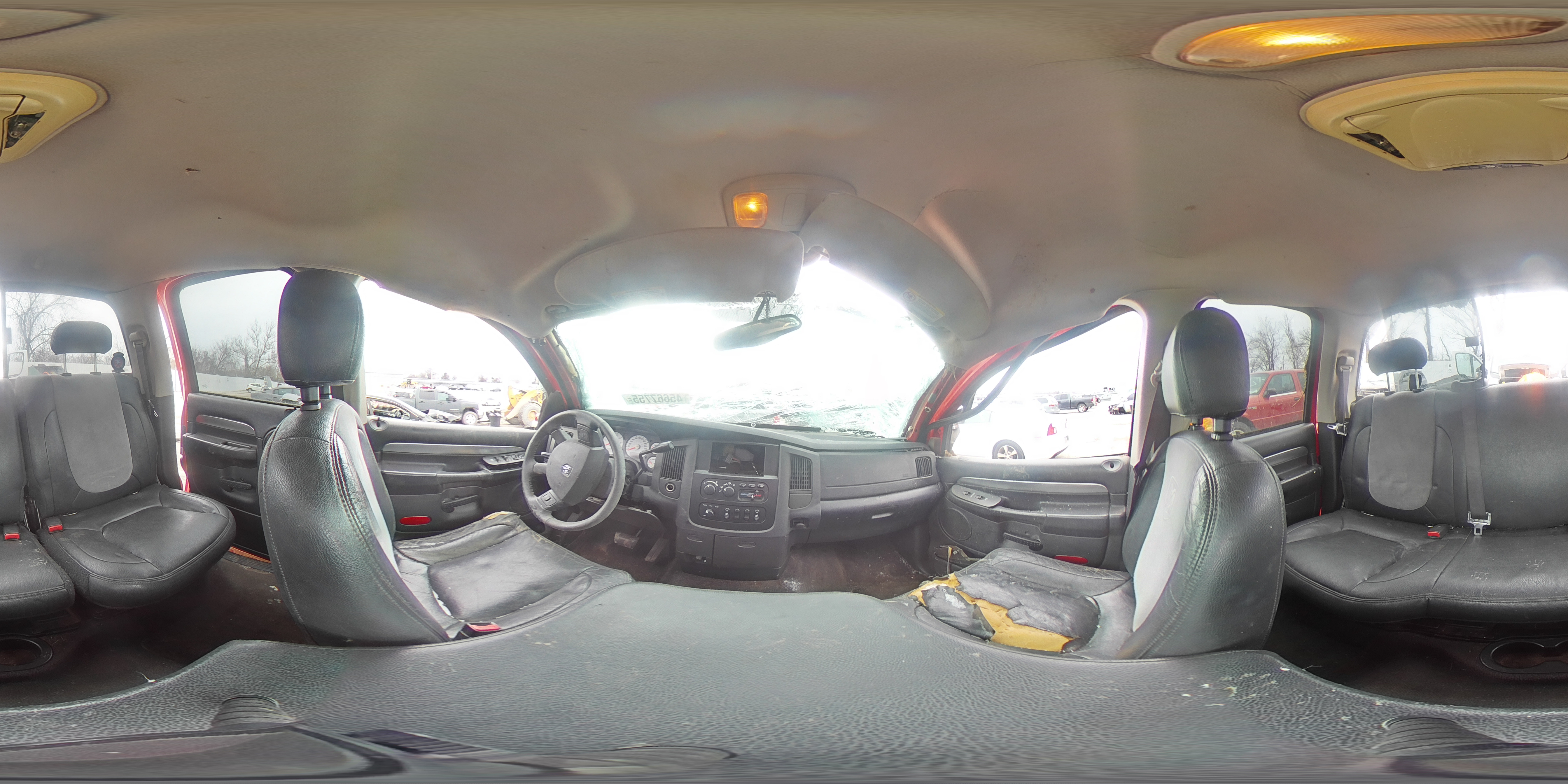 2004 Dodge RAM - Image 13