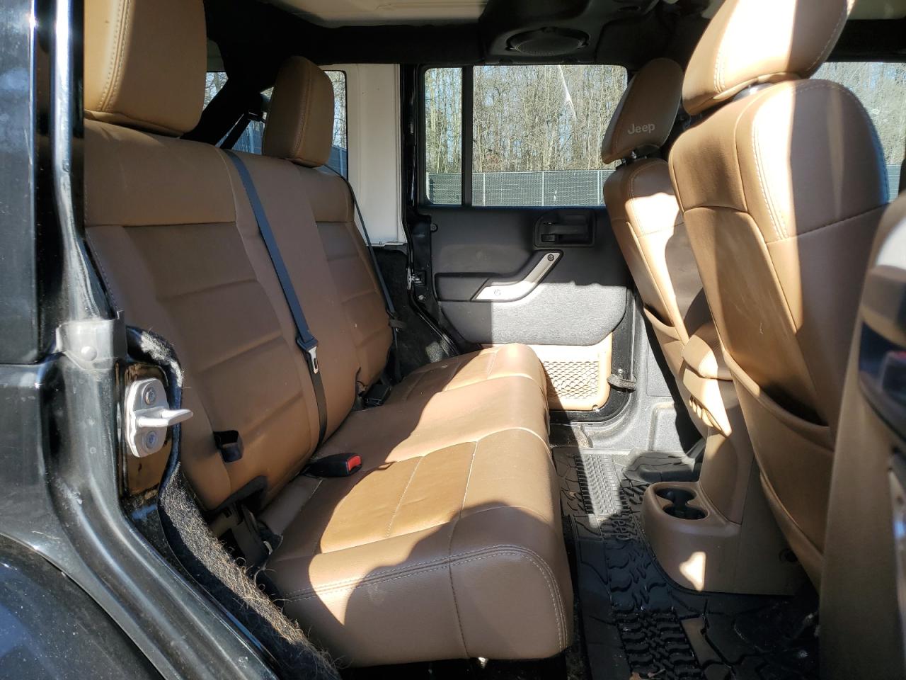 2011 Jeep Wrangler - Image 11