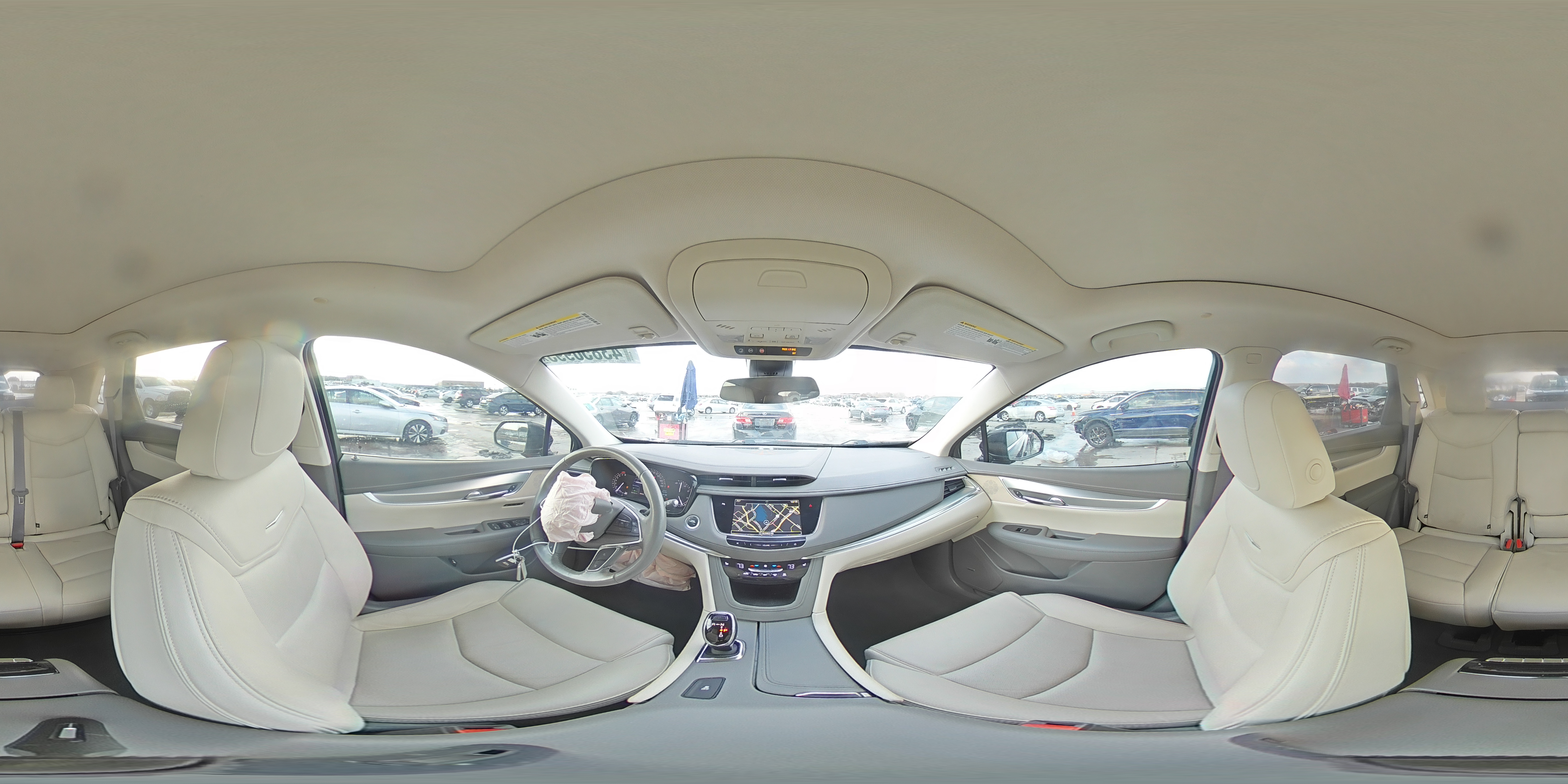 2018 Cadillac XT5 - Image 15