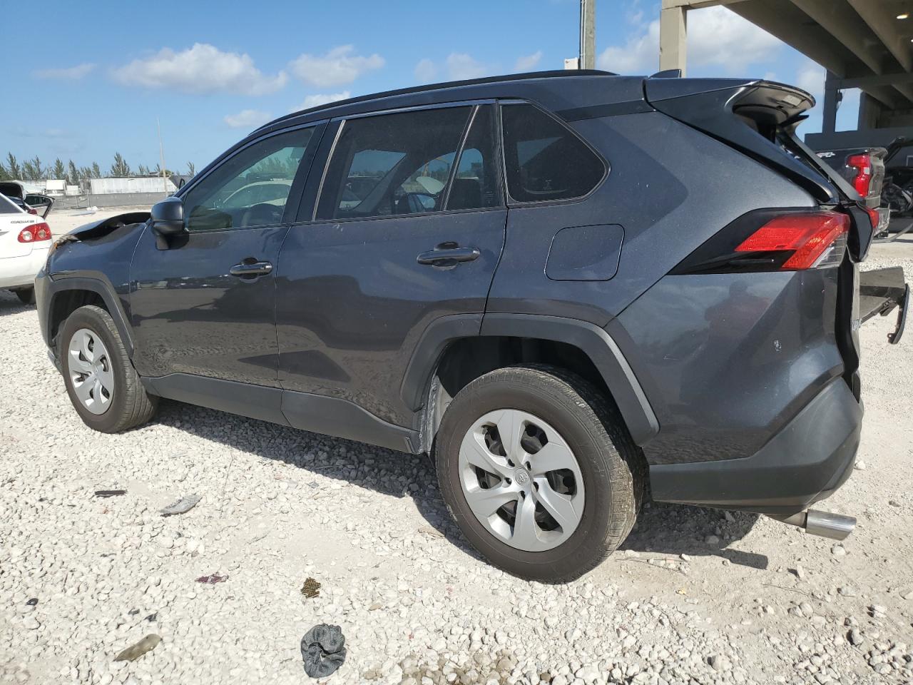 2019 Toyota RAV 4 - Image 2