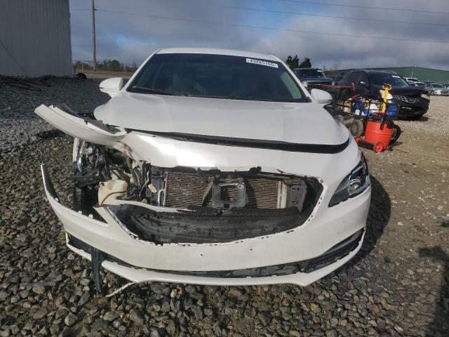  BUICK LACROSSE 2018 Biały