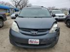 2010 Toyota Sienna Ce იყიდება Wichita-ში, KS - Front End