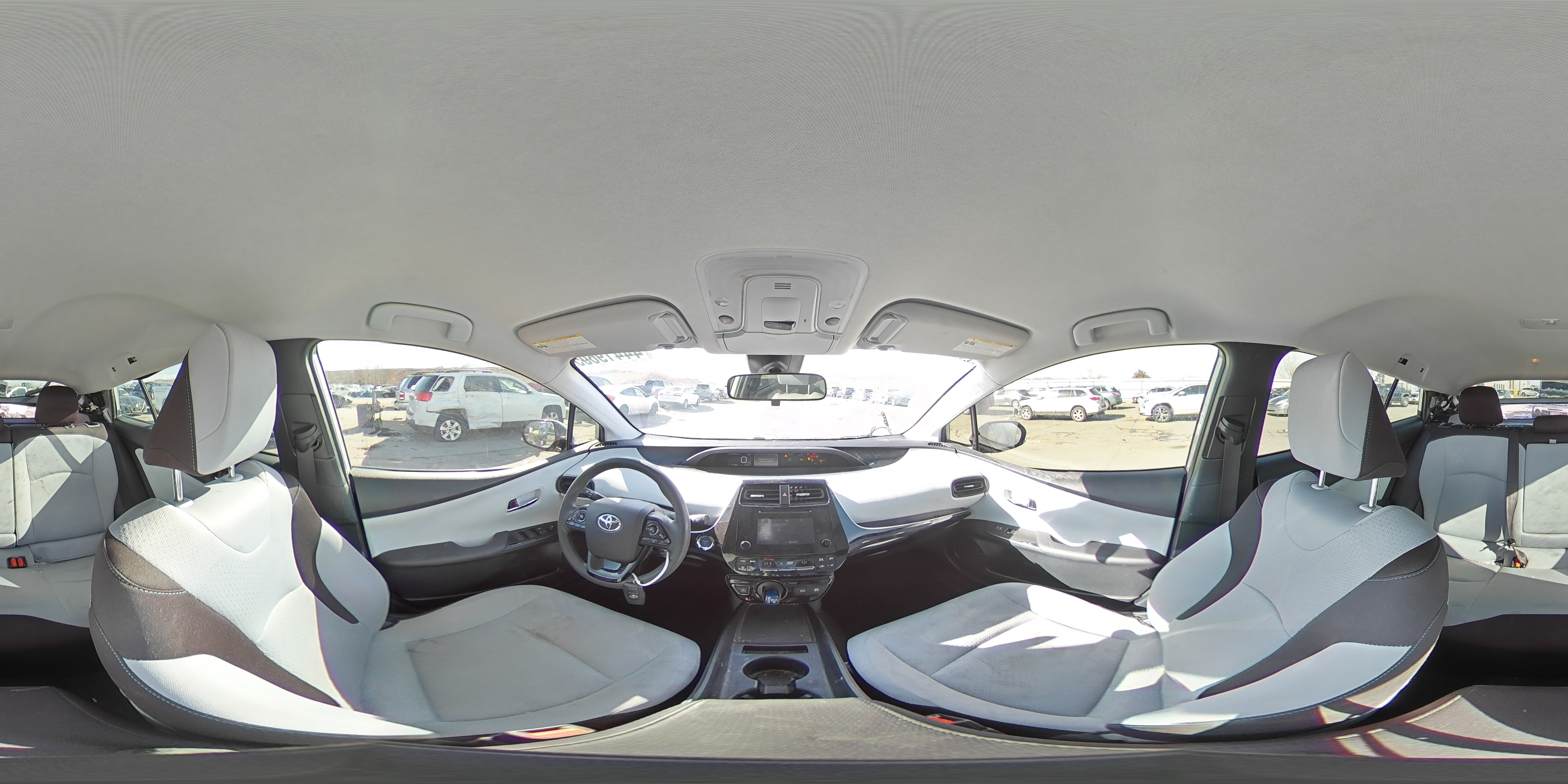 2019 Toyota Prius - Image 15