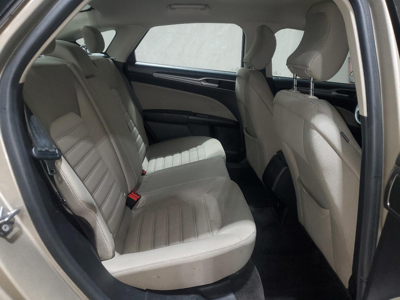 2018 Ford Fusion - Image 11