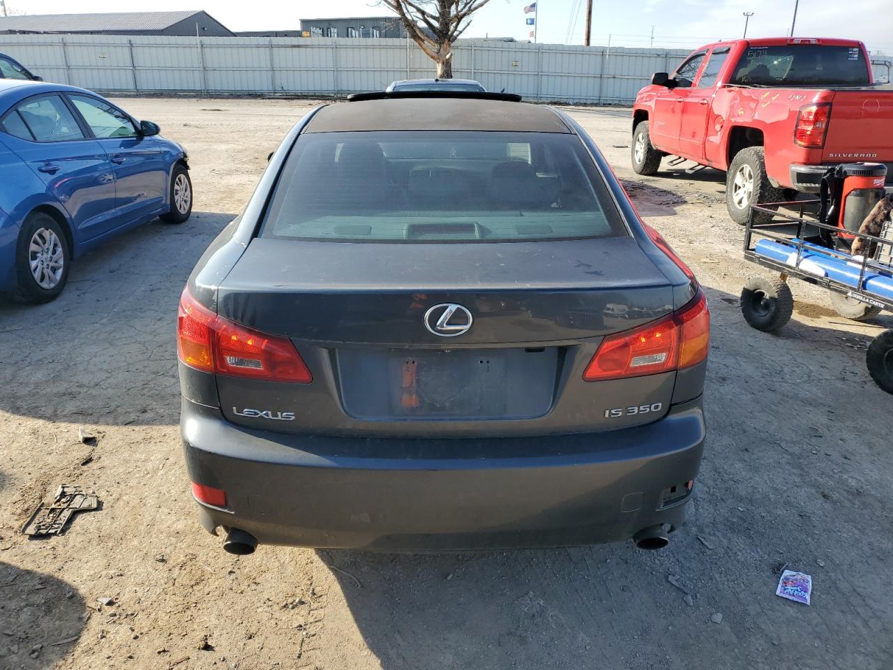2006 Lexus IS - Image 6