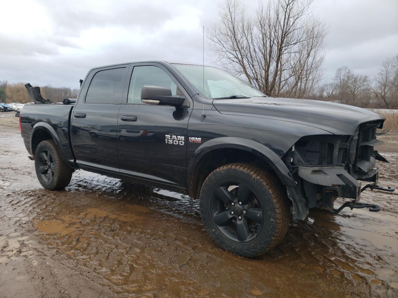 2016 RAM 1500 - Image 4