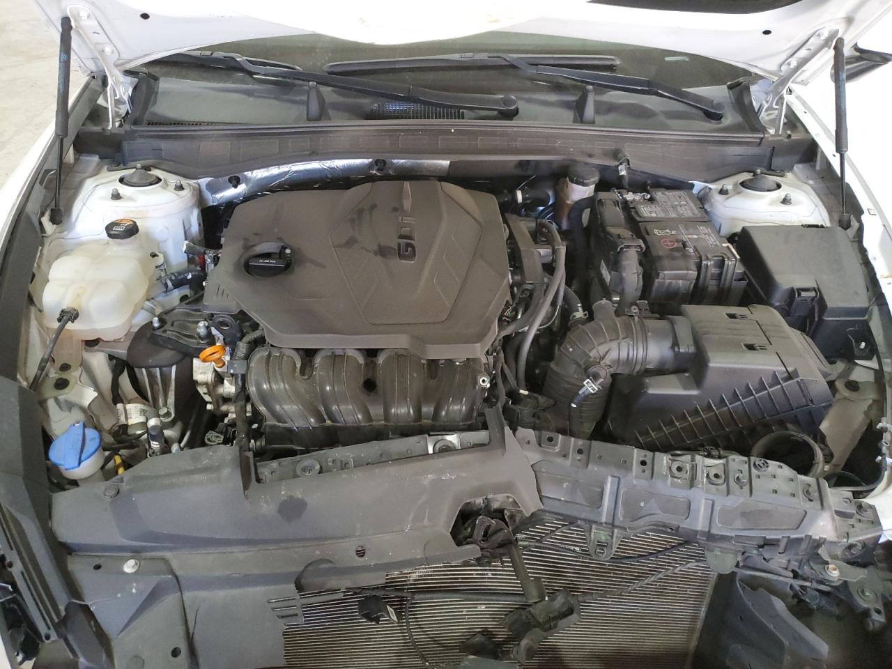 2022 Hyundai Sonata - Image 11