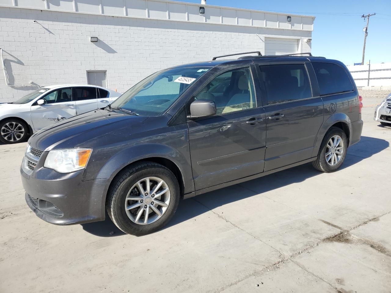 2016 Dodge Caravan - Image 1