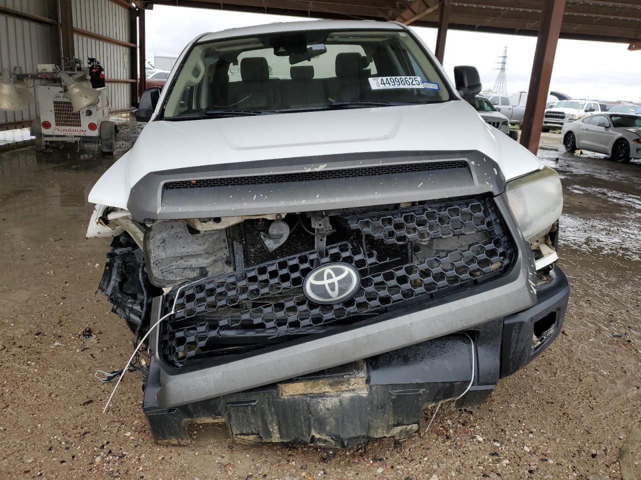 5TFTY5F11KX010825 TOYOTA TUNDRA 2019